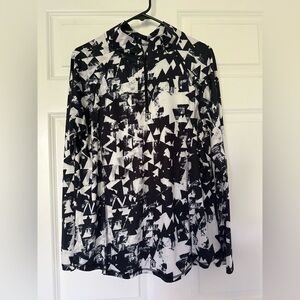 Black & White Quarter-Zip Performance Shirt | Size: L